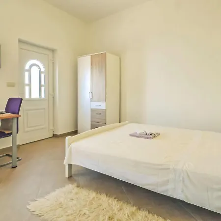 Vikendica Ana-1 By Interhome Anic